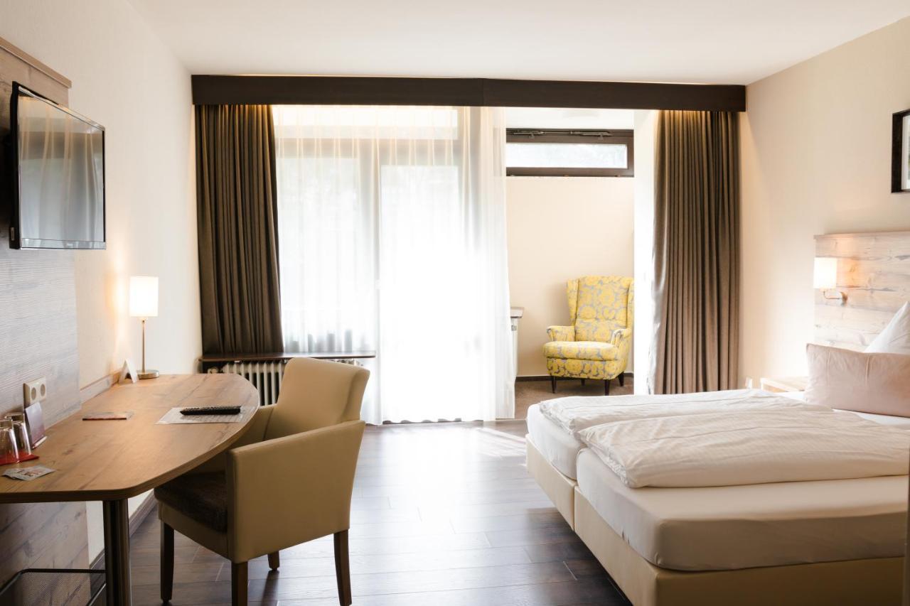 Hotel Luisenpark Bad Bergzabern Ngoại thất bức ảnh
