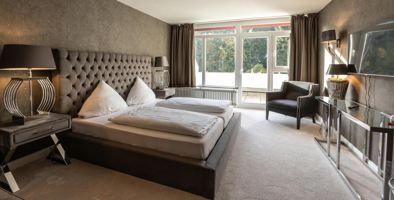 Hotel Luisenpark Bad Bergzabern Ngoại thất bức ảnh