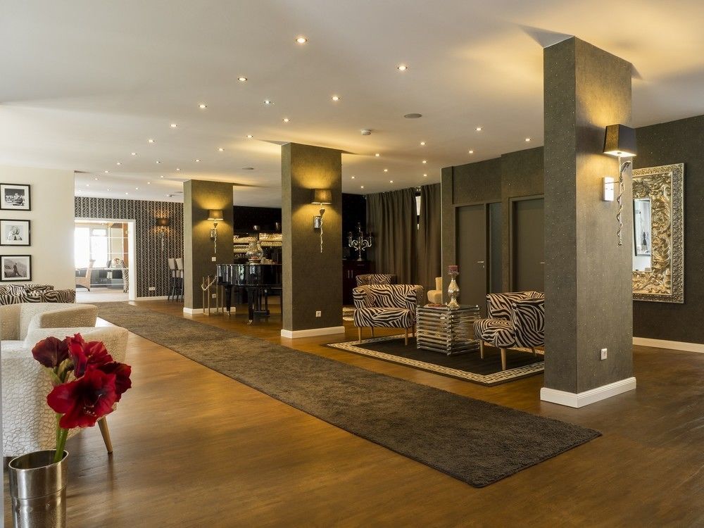 Hotel Luisenpark Bad Bergzabern Ngoại thất bức ảnh